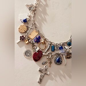 Sold on another platform please don’t purchase!